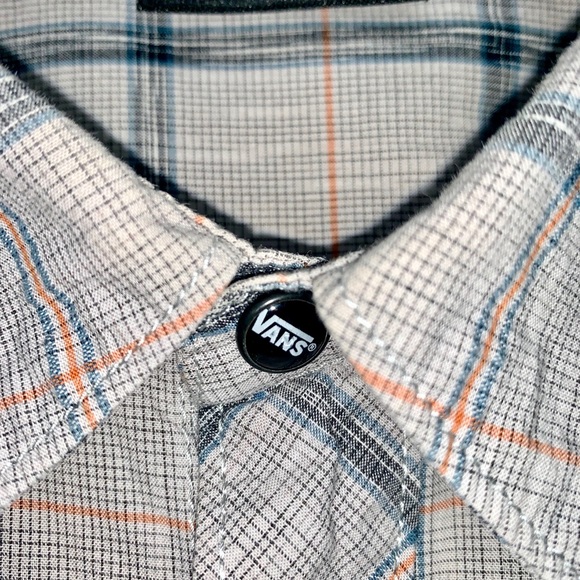 Vans Button Down snap bottom Shirt casual  cool - Picture 8 of 8